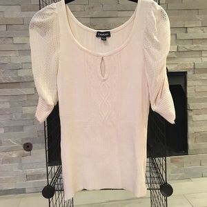 Cream Bebe too w/ Keyhole